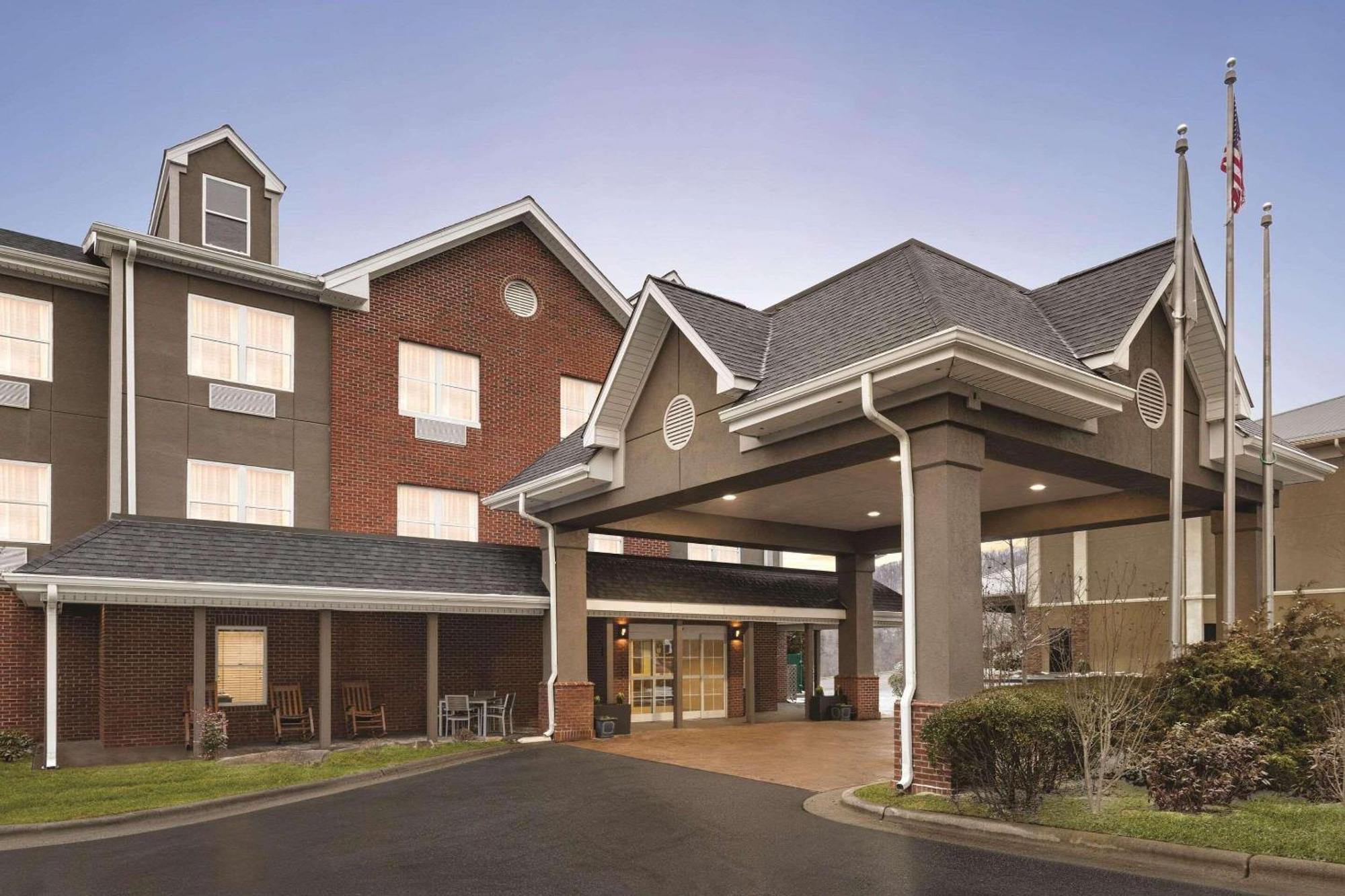 Country Inn & Suites By Radisson, Boone, Nc Eksteriør bilde